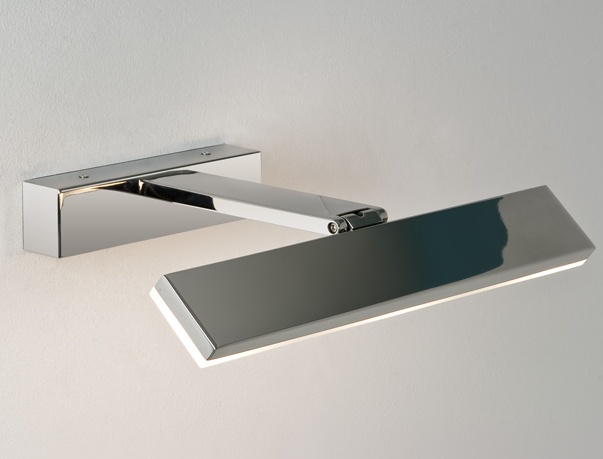 Adjustable Head LED Bathroom Mirror Light