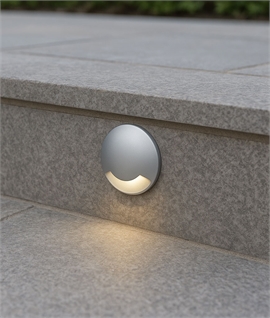 Recessed LED marker light with warm white output - for walls or ground