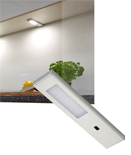 LED Under Cabinet Light with Integral Sensor - Swipe on/off
