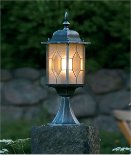 Traditional Exterior Post Light - Lead Glass Detailing