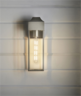 Classic Box Framed Wall Lantern - Elegant Outdoor Lighting
