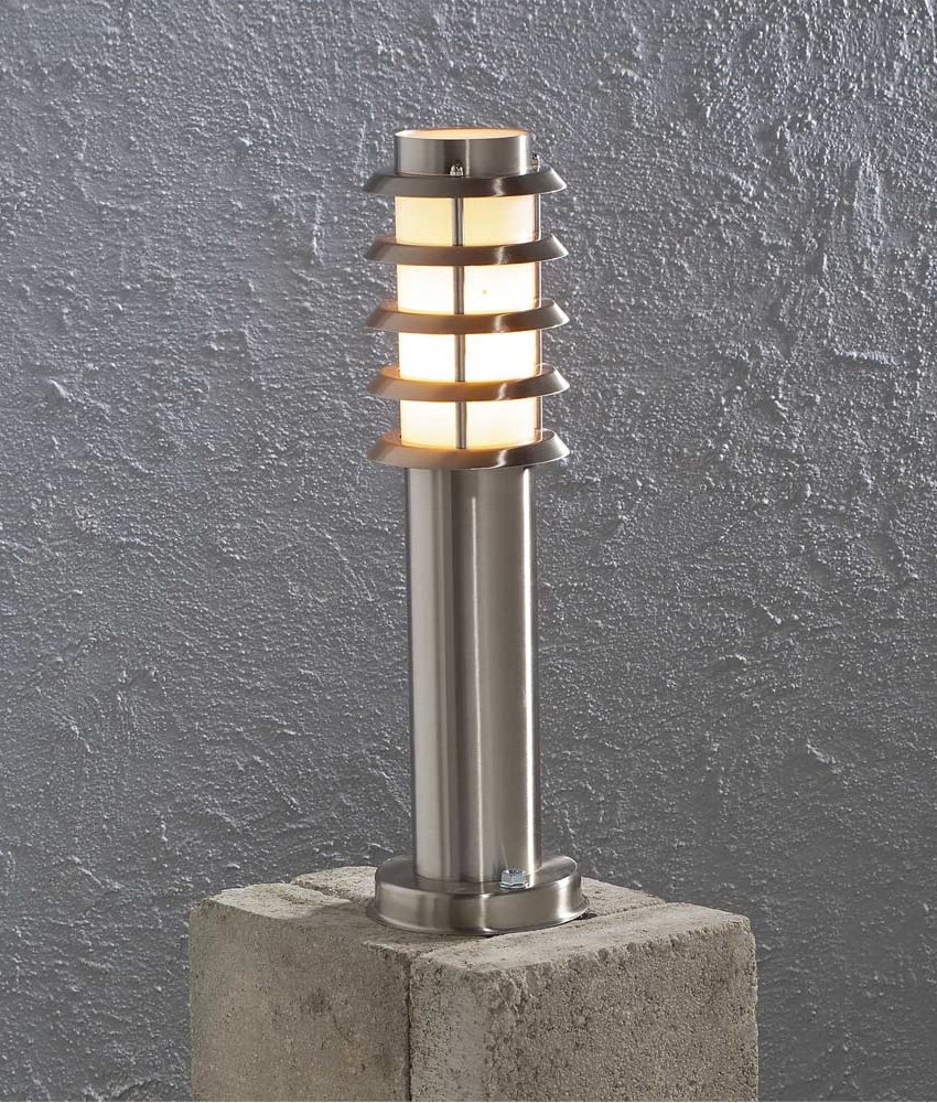 modern gate post lights