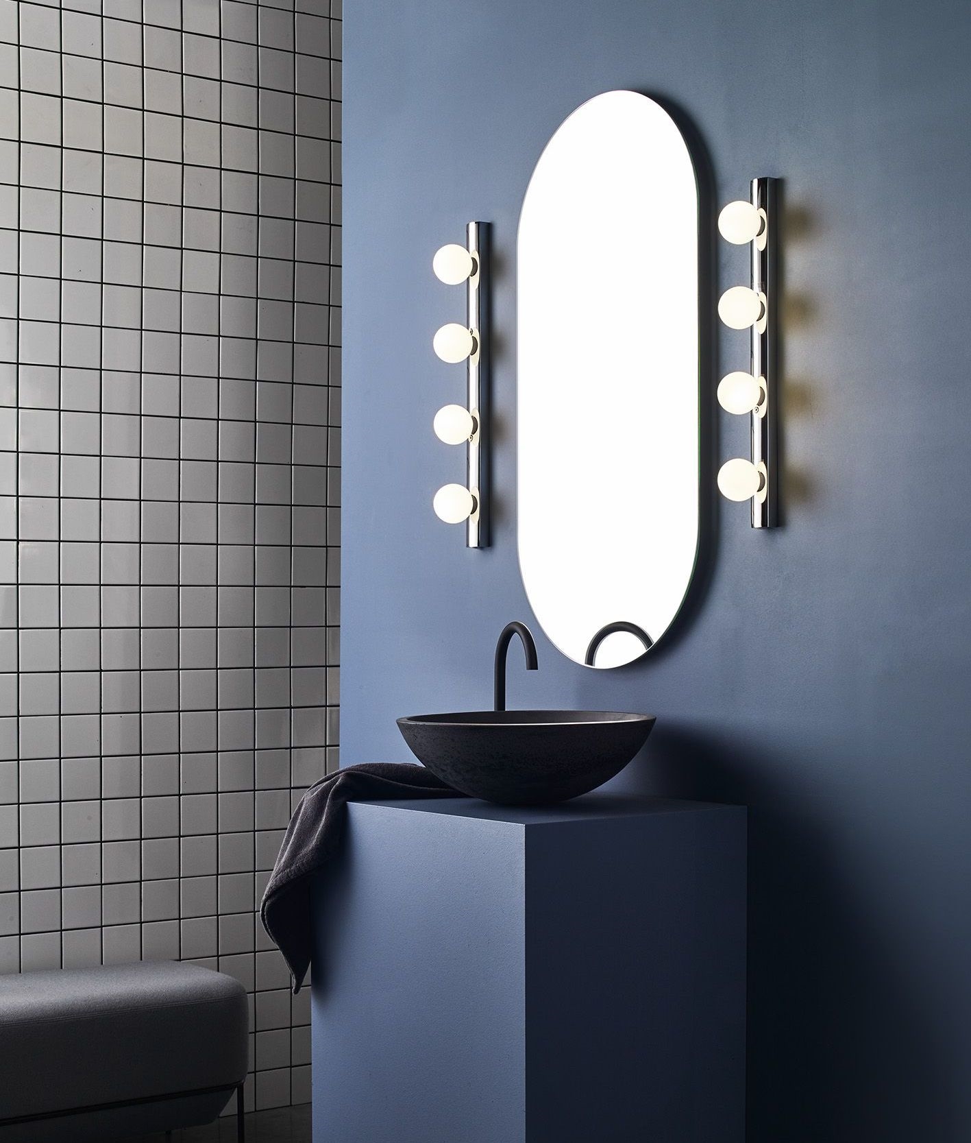 Theatre Style Dressing Room Mirror Light. Bathroom Mirror Wall Lights