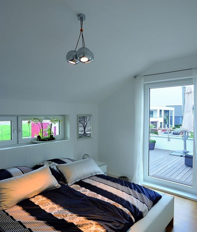 Eyeball Cluster Triple Pendant in chrome