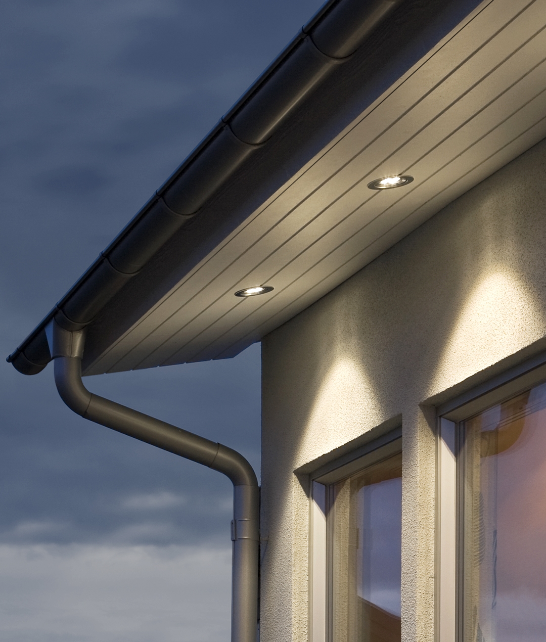 Recessed LED Soffit Light in Aluminium - IP44 to Wash Walls Below Roofline
