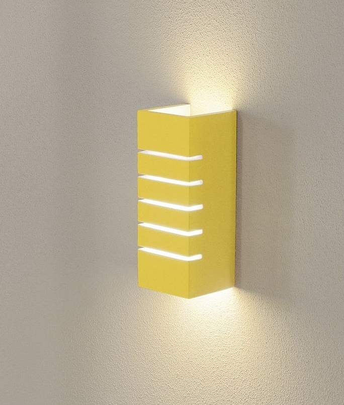 Up and Down CutOut Detail Plaster Wall Light Can be Painted