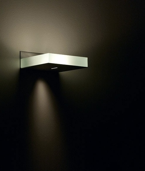 Pinslot Square Wall Light