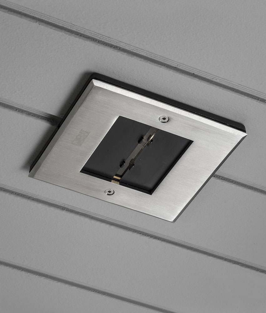 Angled shop soffit lighting