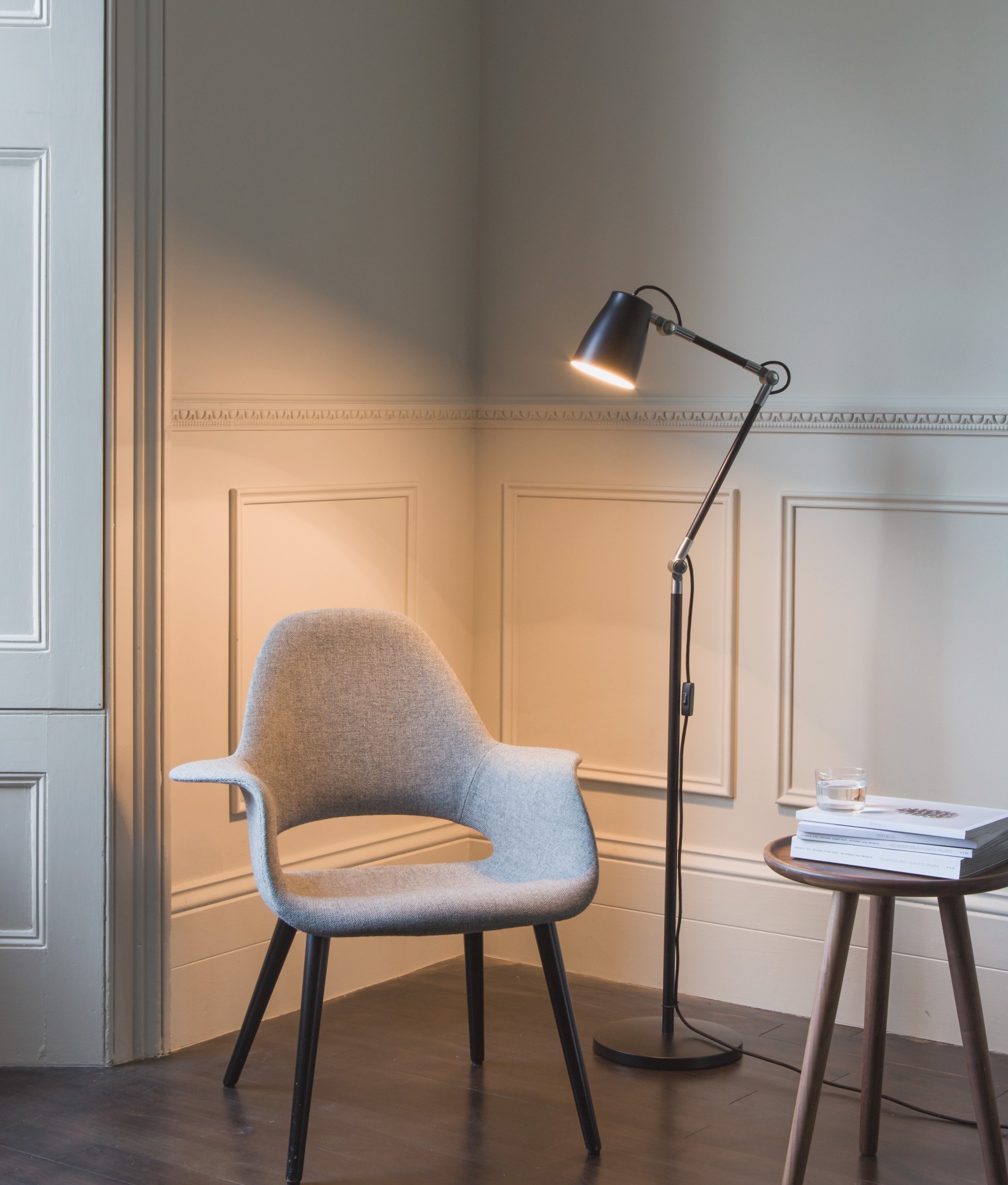 Metal Contemporary Adjustable Floor Lamp