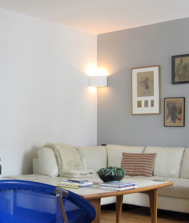 Corner Uplighter in Plaster Designer Quality