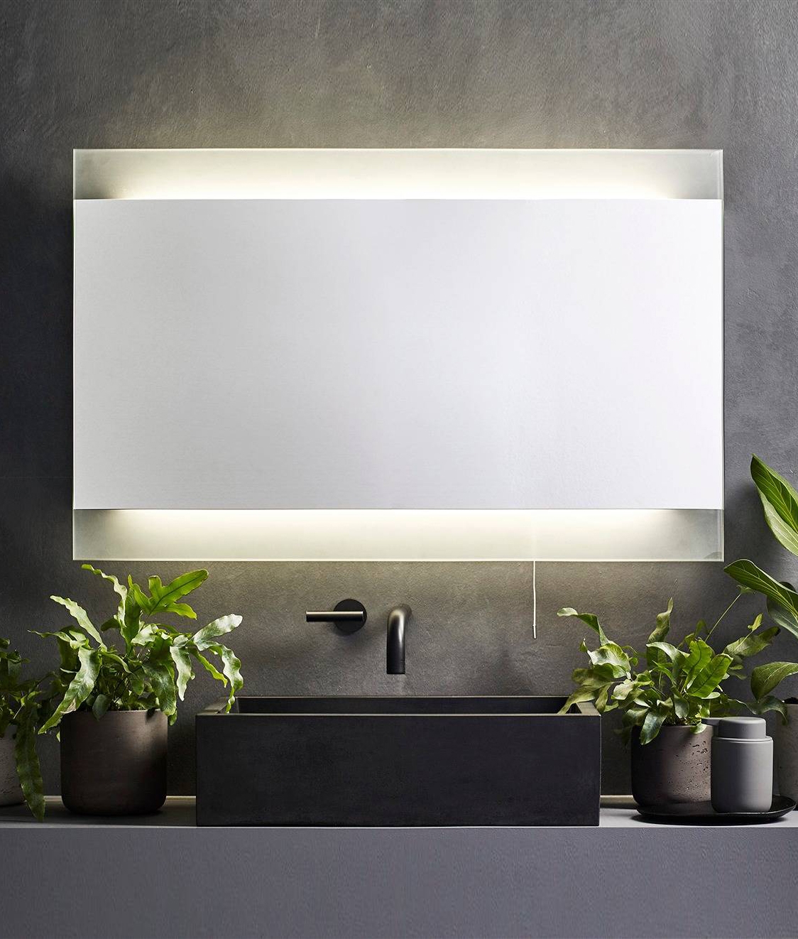 Large bathroom mirror with lights deals