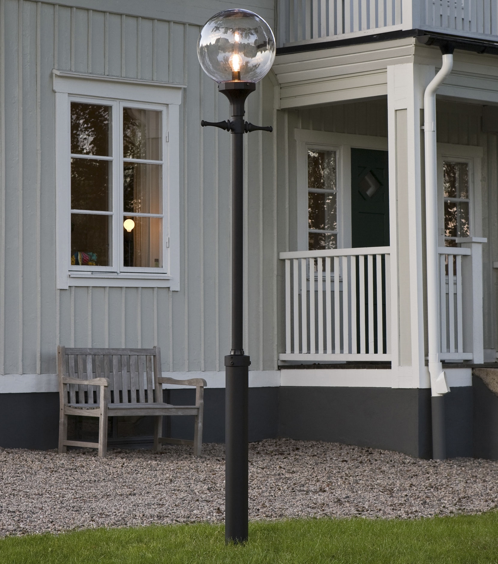 Clear Glass Globe Shade Outdoor Lamp Post