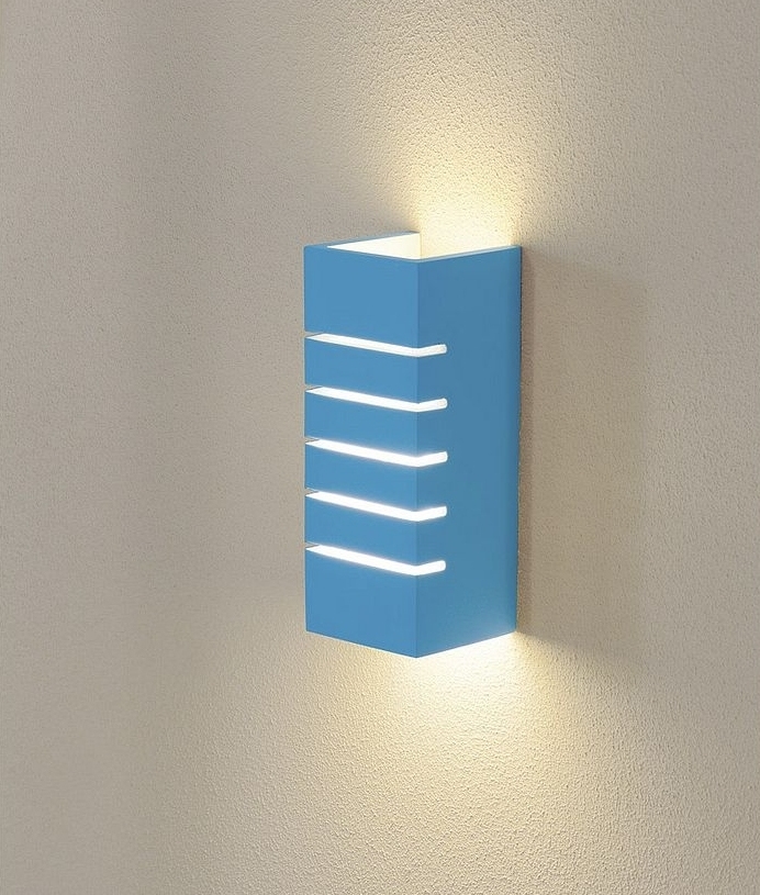 Up and Down CutOut Detail Plaster Wall Light Can be Painted