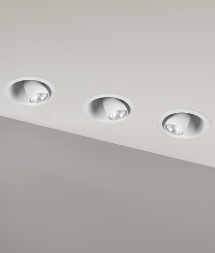 These Swivel Spotlights Are Recessed For A Cleaner Look To The Ceiling - How To Fit A Spotlight In The Ceiling
