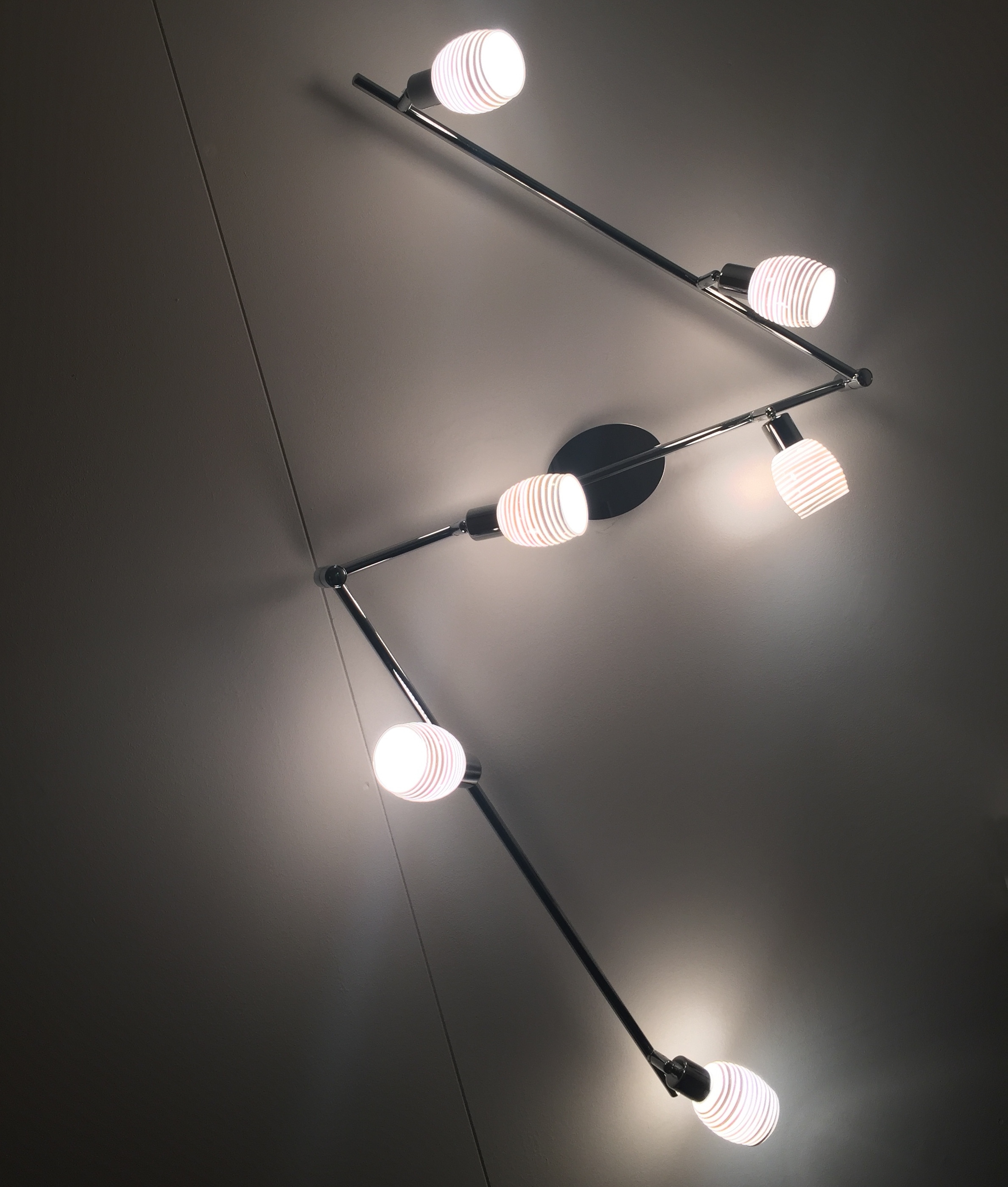 Delicate White Glass Spot Bars Delicate White Glass Spot Bars