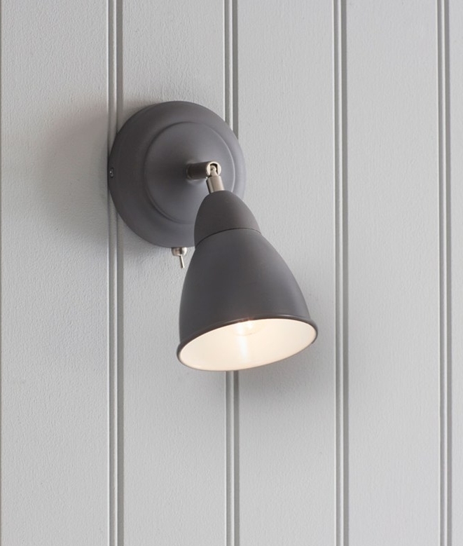Classic Retro Designed Wall Mounted Bedside Light