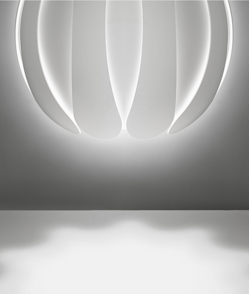Metal Flower Pendant Light 2 Finishes